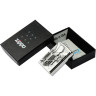 Zippo Classic 24879 — серебристая зажигалка с клеймом